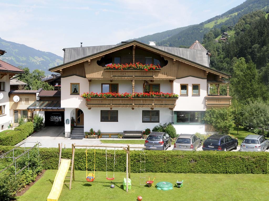 Ferienwohnungen Rahm Mayrhofen Bilik gambar